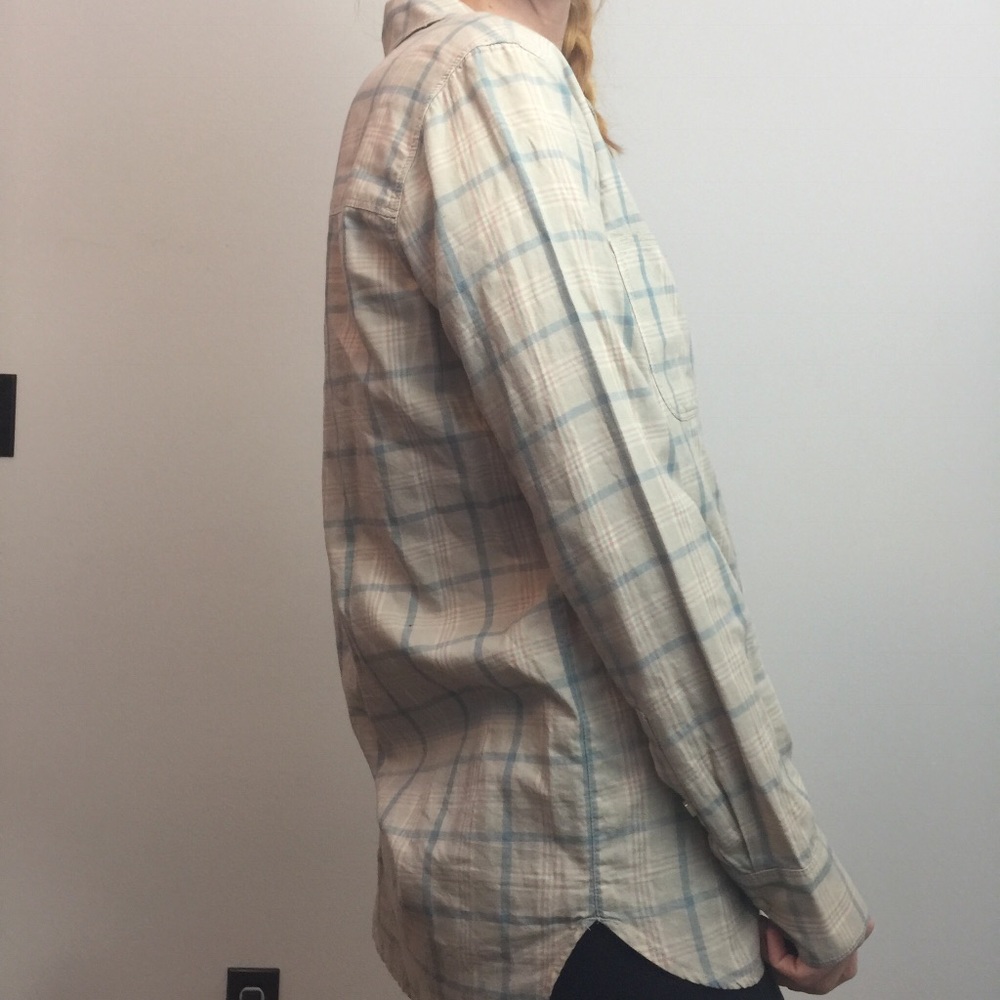 Broadway & Broome Tan Plaid Long Sleeve Shirt Top - Picture 2 of 8